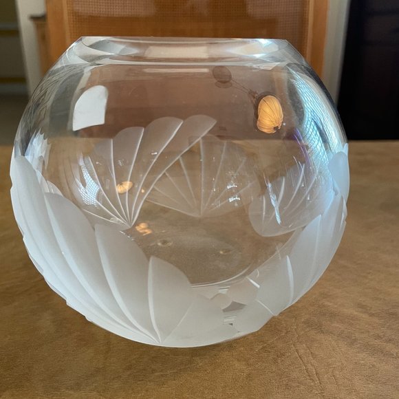 Signed Lenox etched Fanlight Handcrafted full lead crystal bowl - Picture 3 of 12